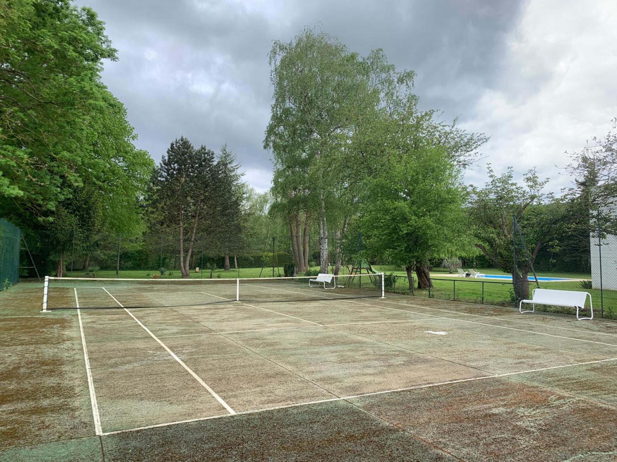 Appartement Familial Au Bord De La Marne, Jardin 8000M2, Piscine, Court De Tennis, Terrasse, Parking Gratuit Proche Disneyland Isles-les-Villenoy Bagian luar foto